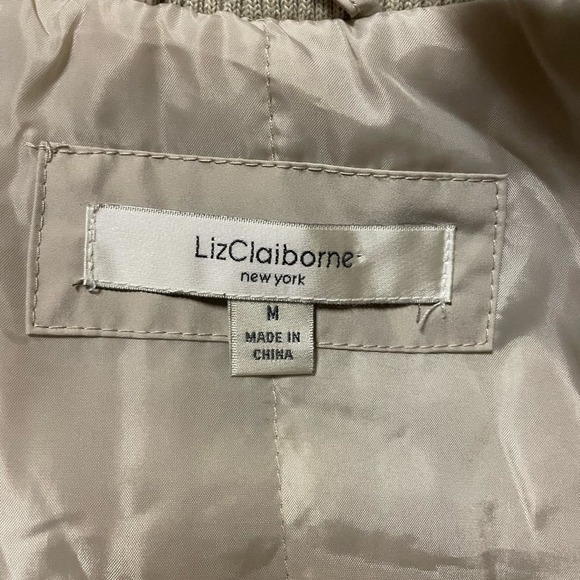 Liz Claiborne Cream Colored Winter Coat Size Medium - Picture 6 of 6